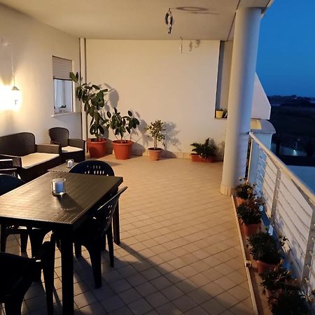 Armareaoverseassuites 1 Fiumicino Dış mekan fotoğraf