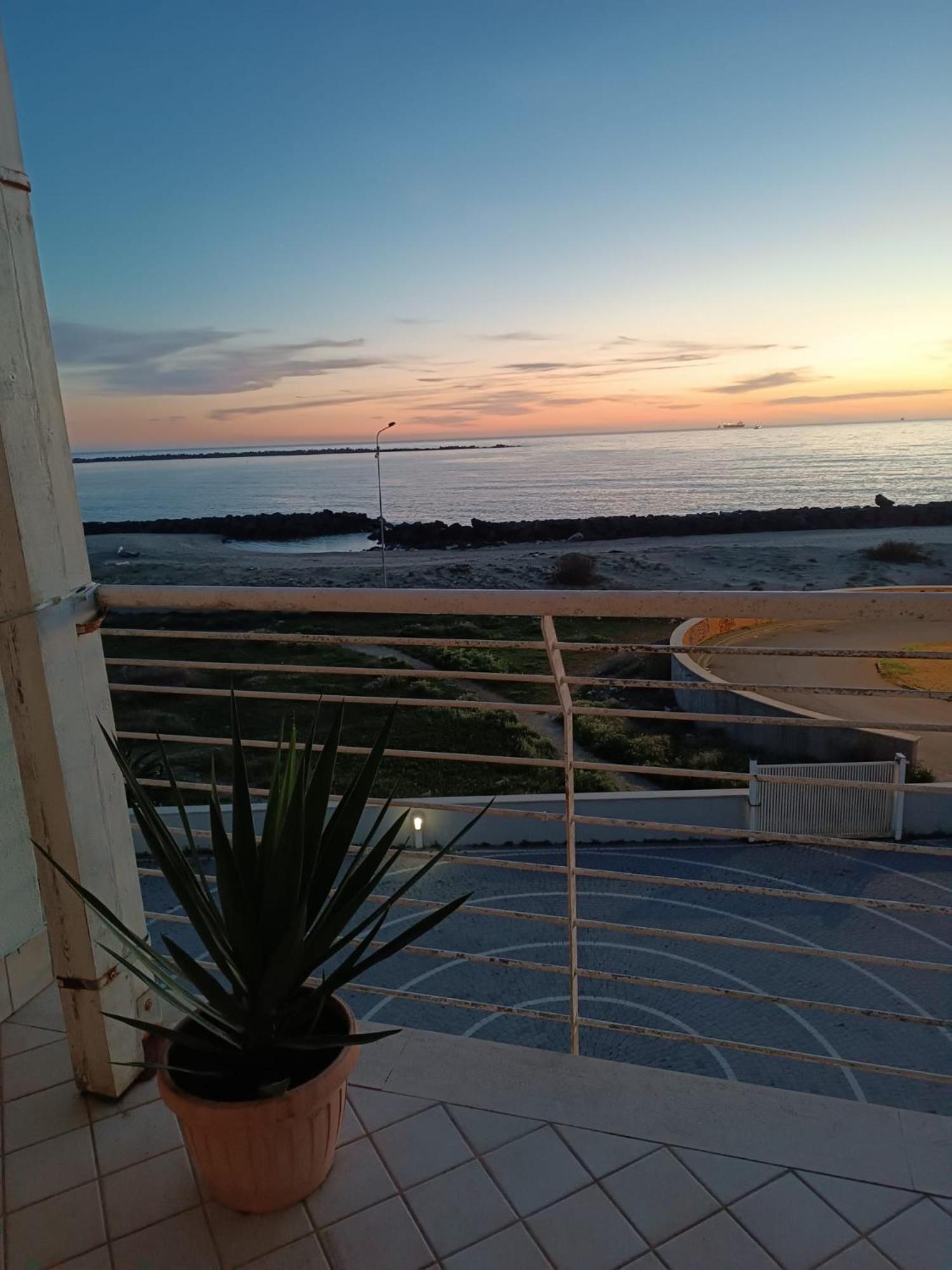 Armareaoverseassuites 1 Fiumicino Dış mekan fotoğraf